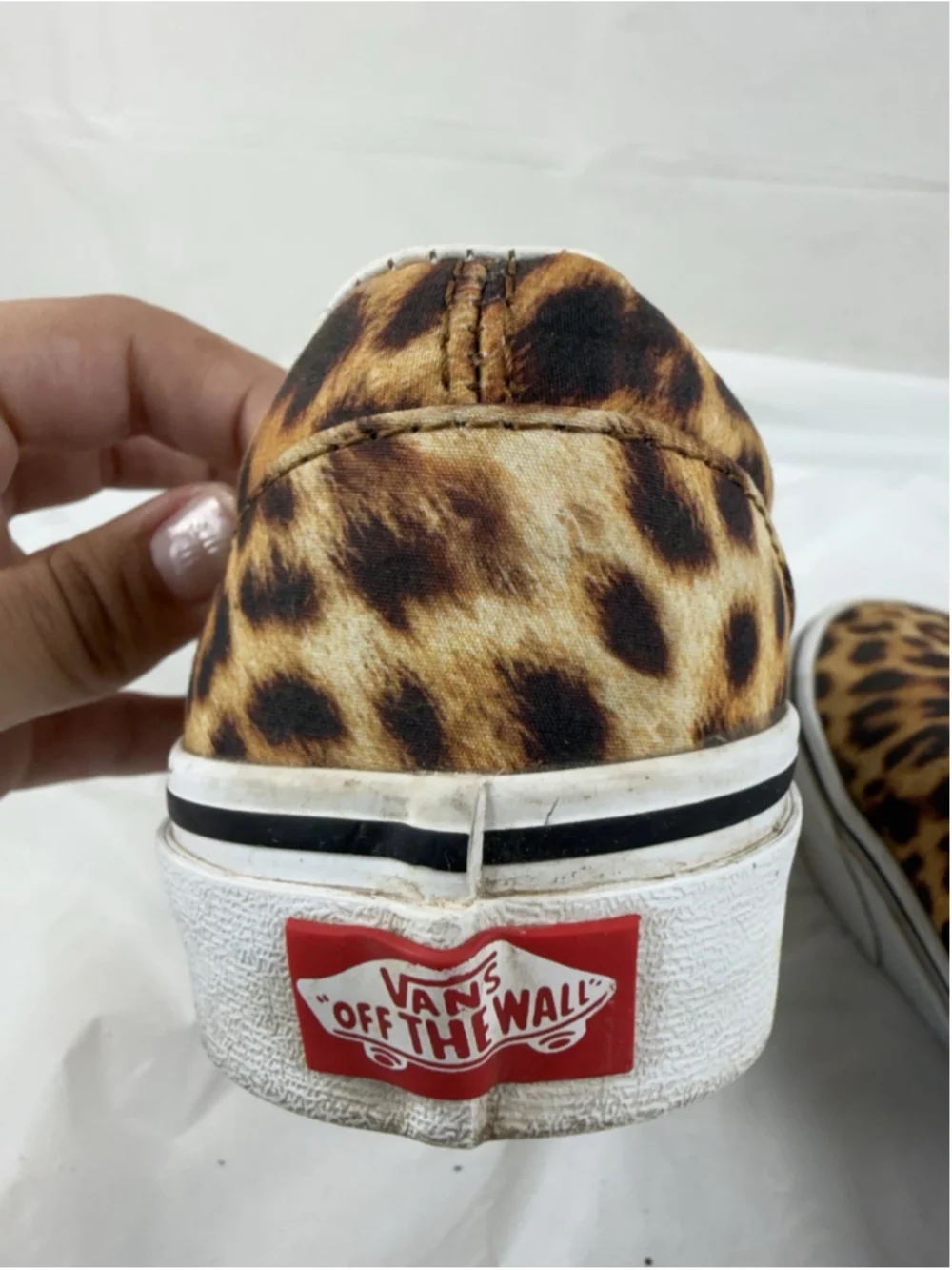 Vans Slip On Leopard Womens Size 7 Animal Print Shoes Skateboarding Casual